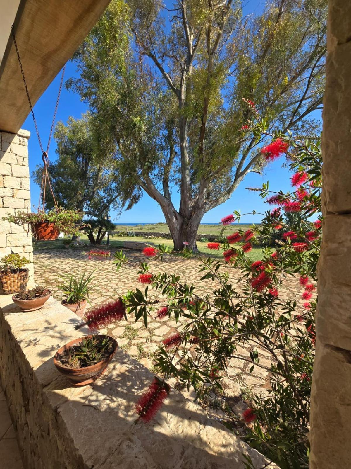 B&B Casa Cavarra Portopalo Di Capo Passero Екстериор снимка