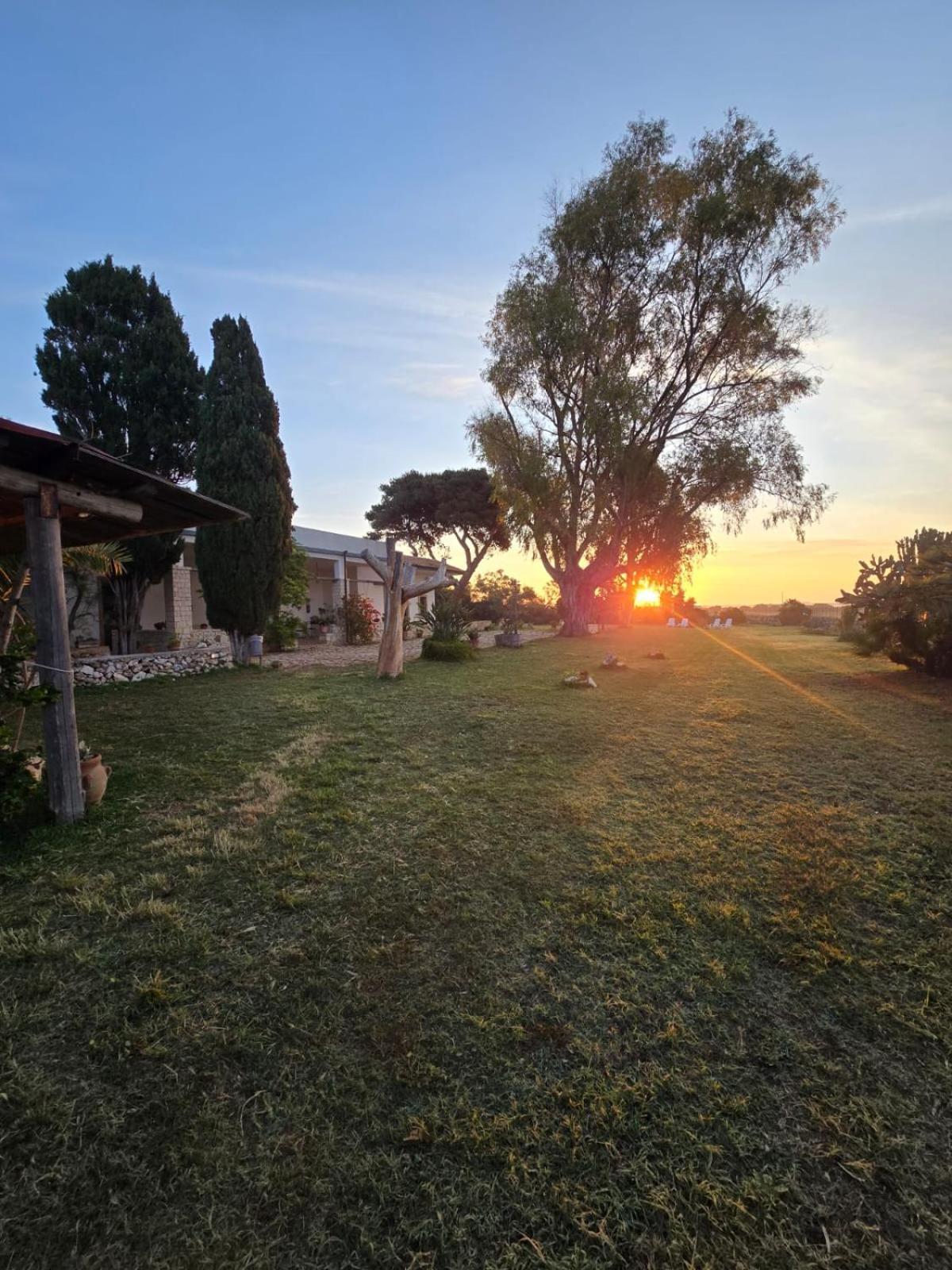 B&B Casa Cavarra Portopalo Di Capo Passero Екстериор снимка